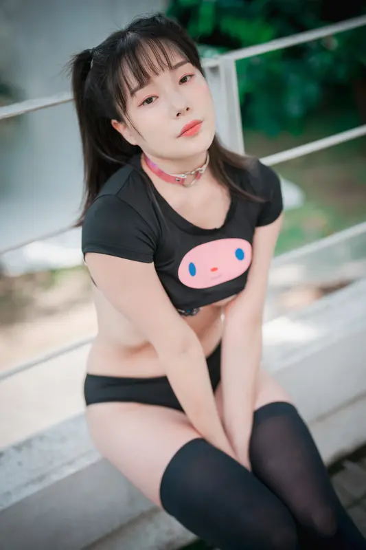 Pia (피아) – NO.047 DJAWA-Black Puppy Girl 14